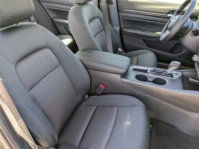 Thumbnail: 2025 Nissan Altima - 9