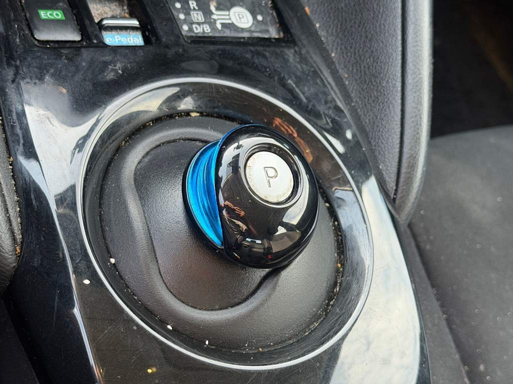 Thumbnail: 2022 Nissan Leaf - 21
