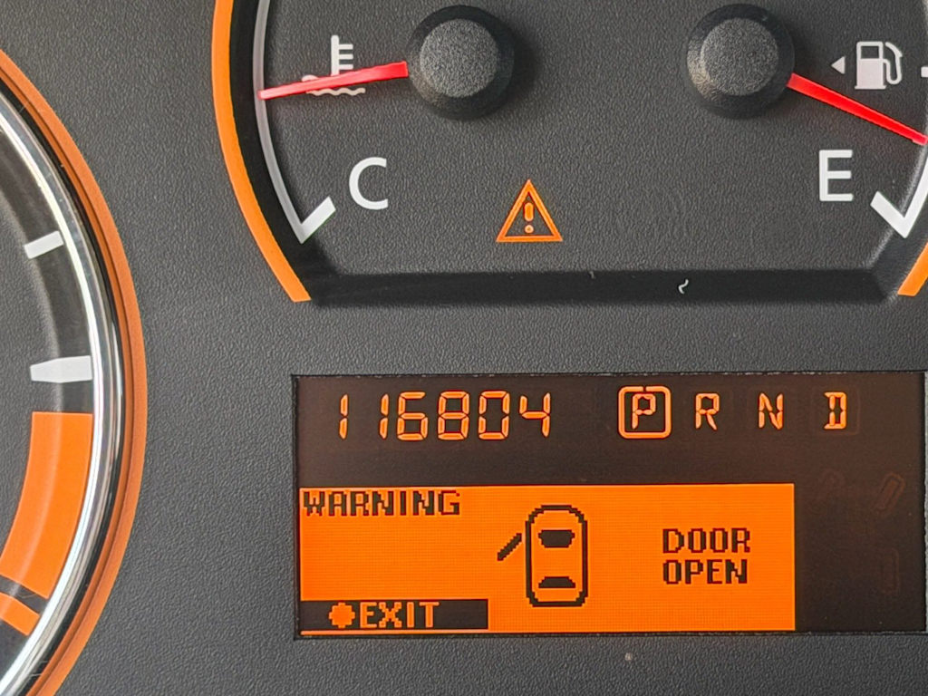 Thumbnail: 2011 Nissan Titan - 16