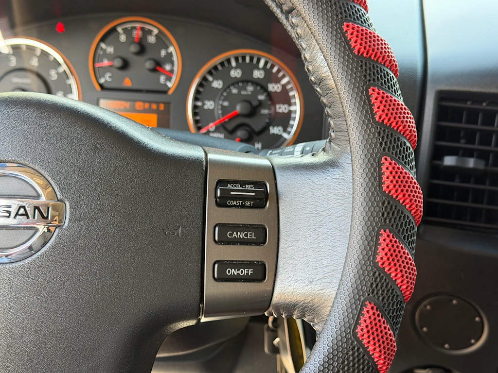 Thumbnail: 2011 Nissan Titan - 19