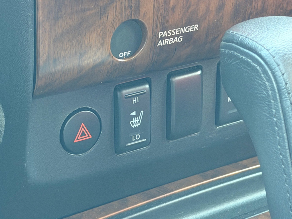 Thumbnail: 2011 Nissan Titan - 27