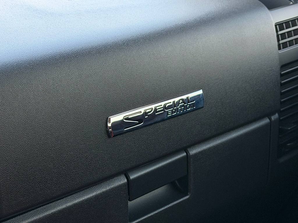 Thumbnail: 2011 Nissan Titan - 6