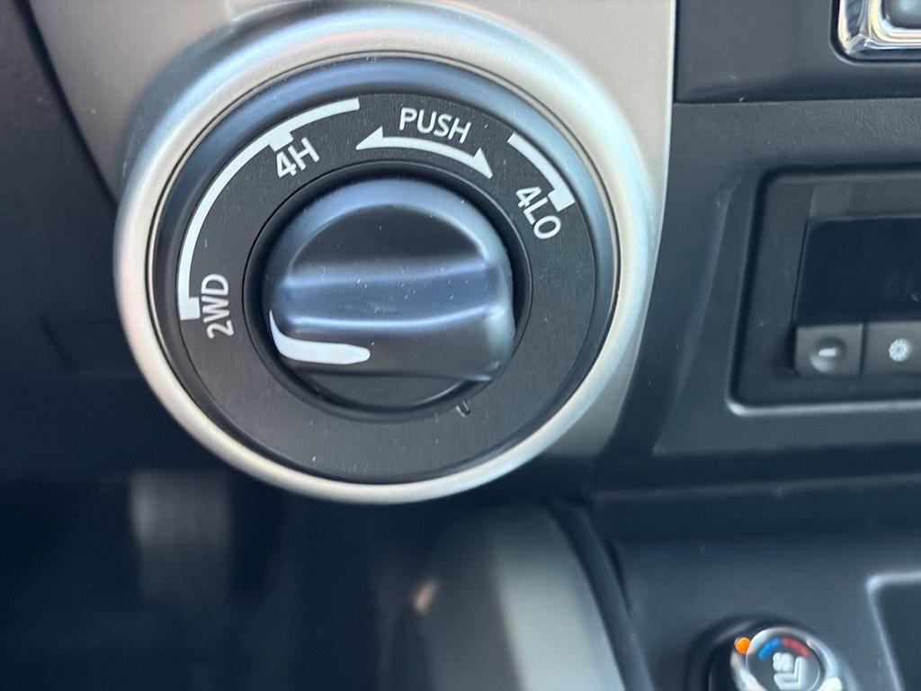 Thumbnail: 2018 Nissan Titan - 30