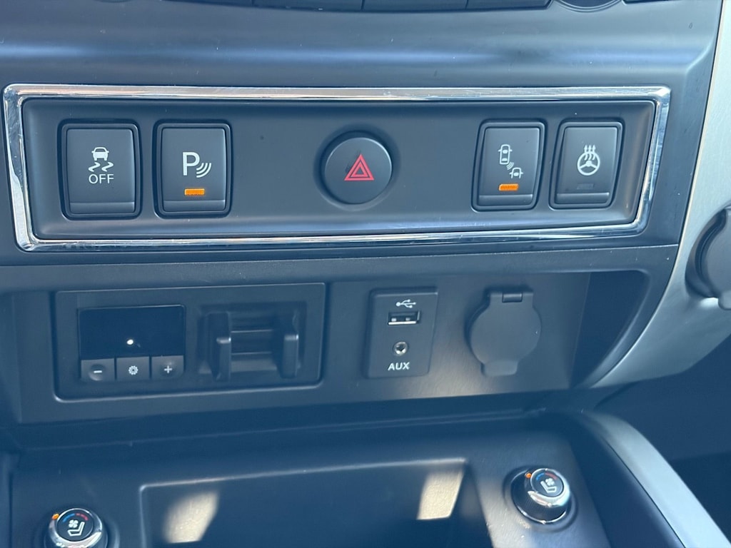 Thumbnail: 2018 Nissan Titan - 29