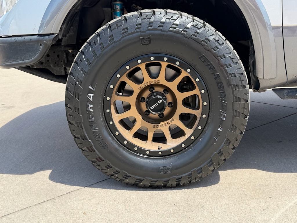 Thumbnail: 2019 Nissan Titan - 7