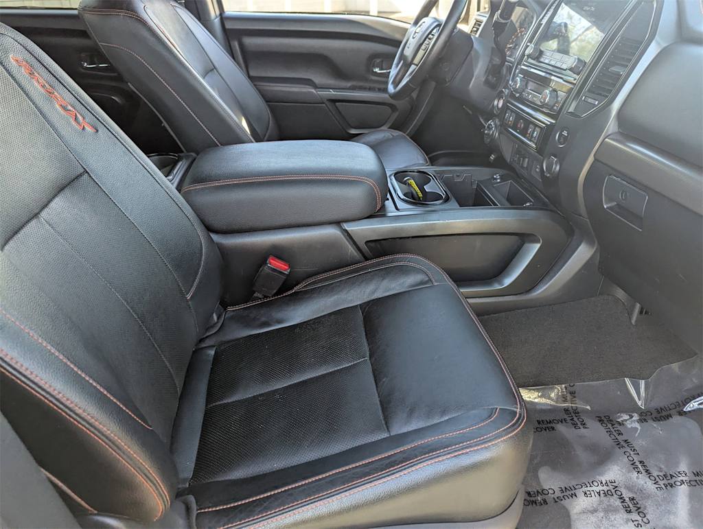 Thumbnail: 2022 Nissan Titan - 21