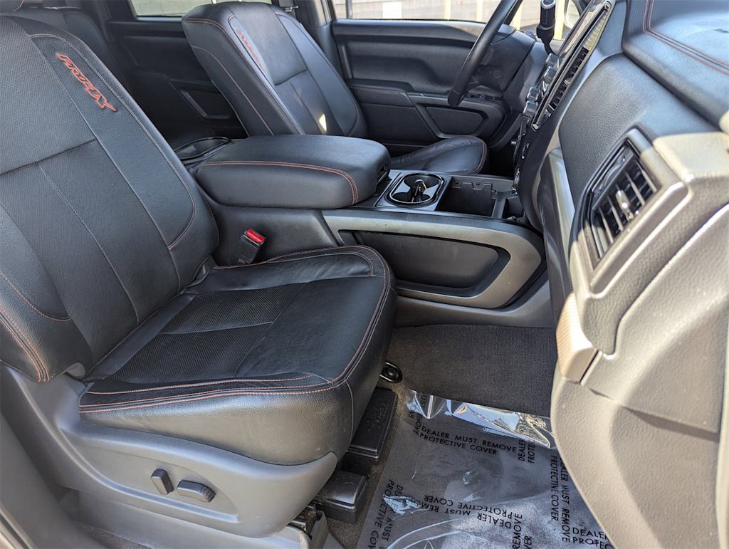 Thumbnail: 2022 Nissan Titan - 9