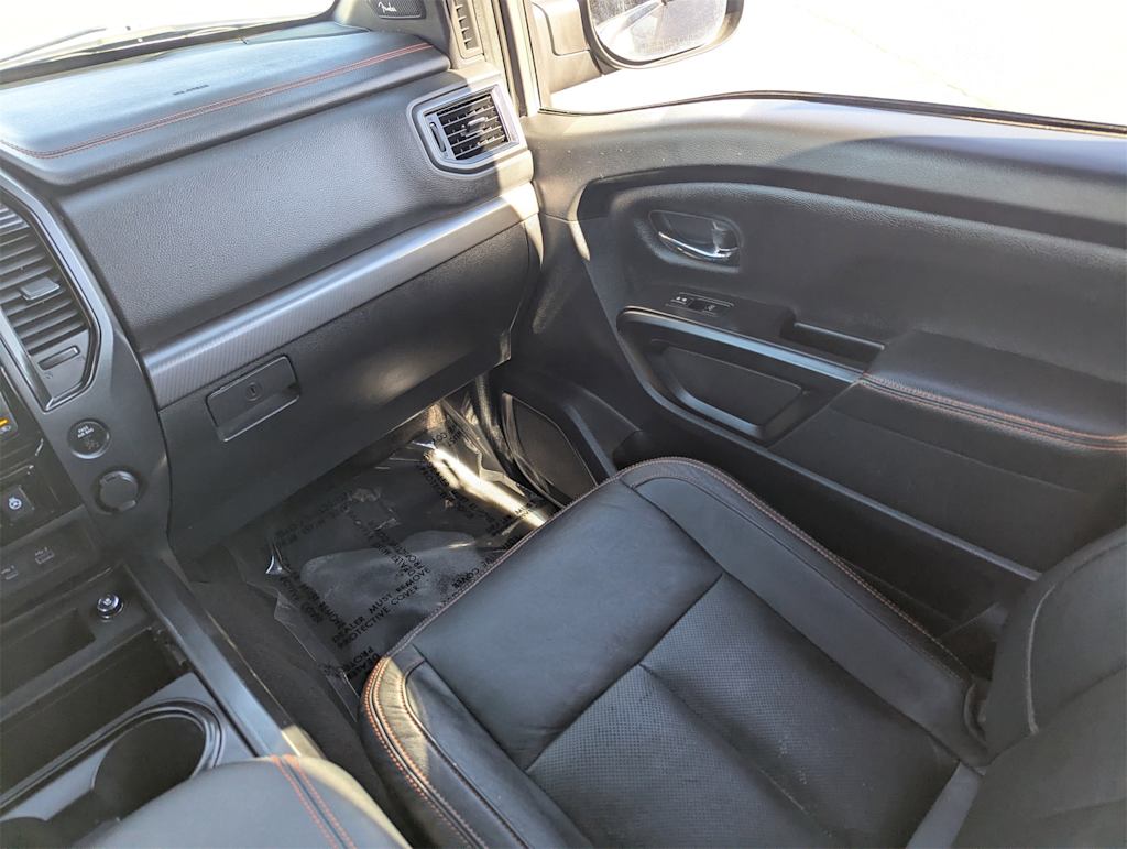 Thumbnail: 2022 Nissan Titan - 12