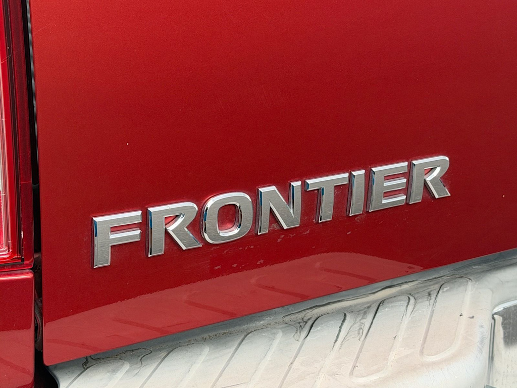 Thumbnail: 2016 Nissan Frontier - 32