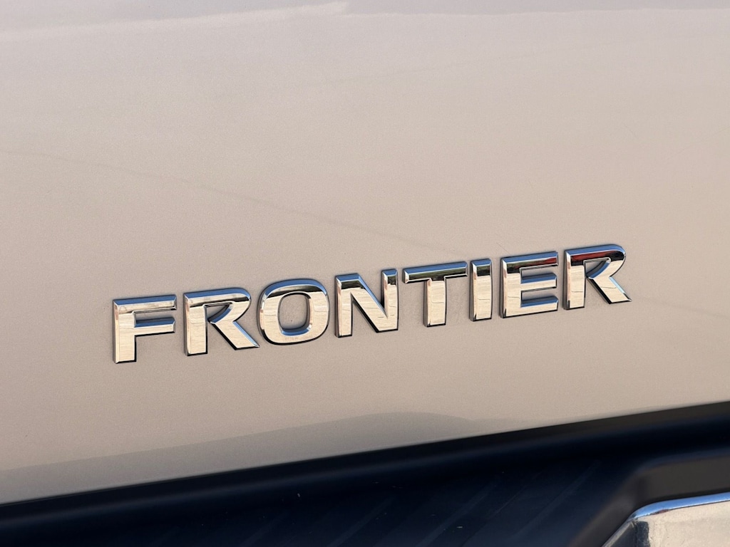 Thumbnail: 2019 Nissan Frontier - 28