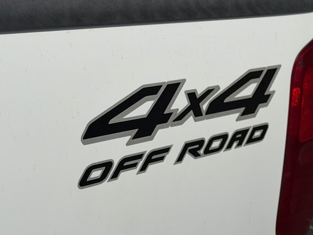 Thumbnail: 2017 Nissan Frontier - 11