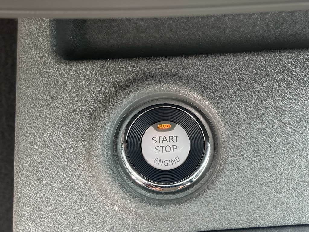 Thumbnail: 2021 Nissan Frontier - 27