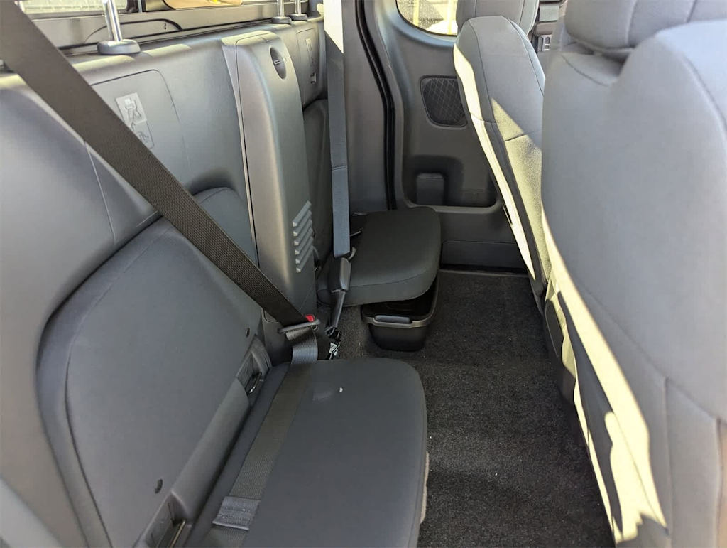 Thumbnail: 2026 Nissan Frontier - 9