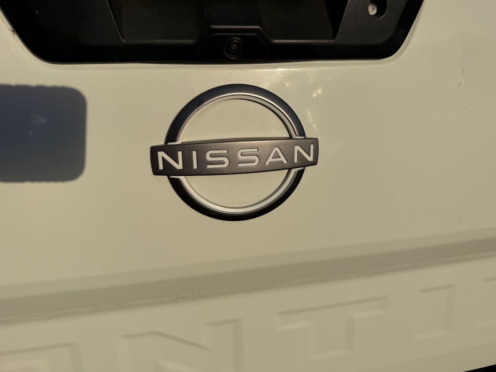 Thumbnail: 2022 Nissan Frontier - 3