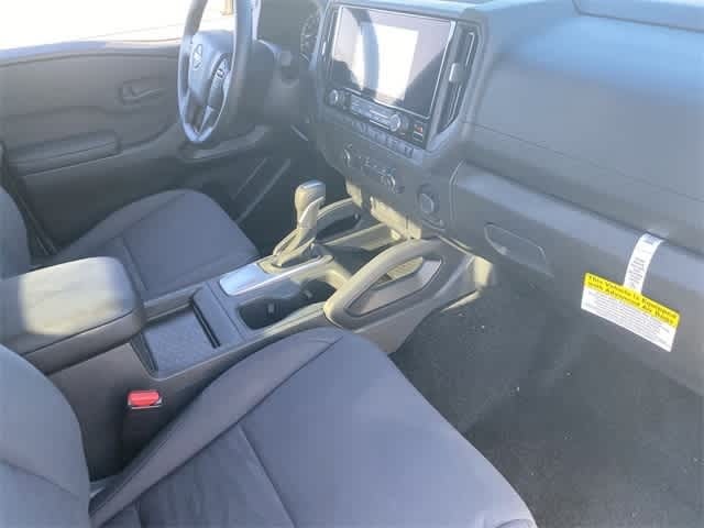 Thumbnail: 2025 Nissan Frontier - 17