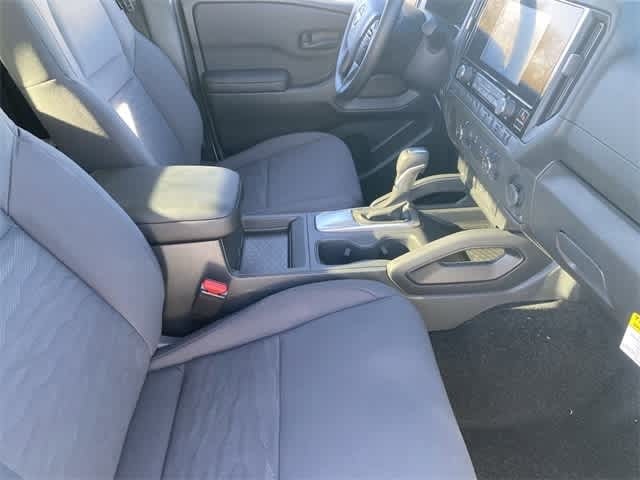 Thumbnail: 2025 Nissan Frontier - 16