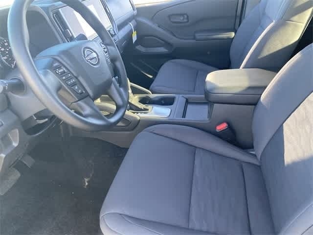 Thumbnail: 2025 Nissan Frontier - 18