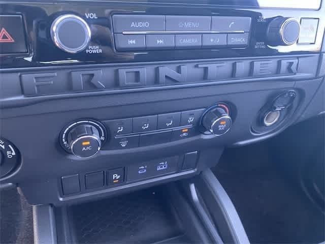 Thumbnail: 2025 Nissan Frontier - 21