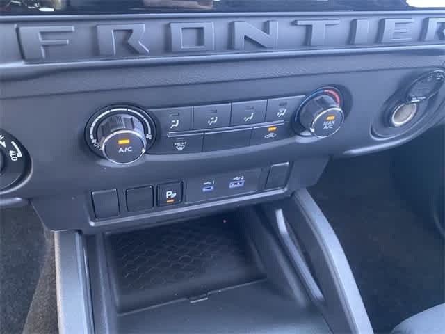 Thumbnail: 2025 Nissan Frontier - 22