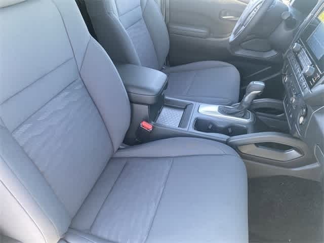 Thumbnail: 2025 Nissan Frontier - 8