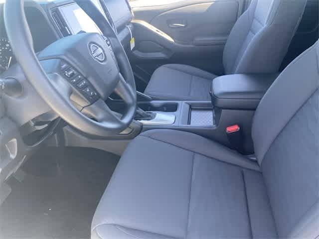 Thumbnail: 2025 Nissan Frontier - 17