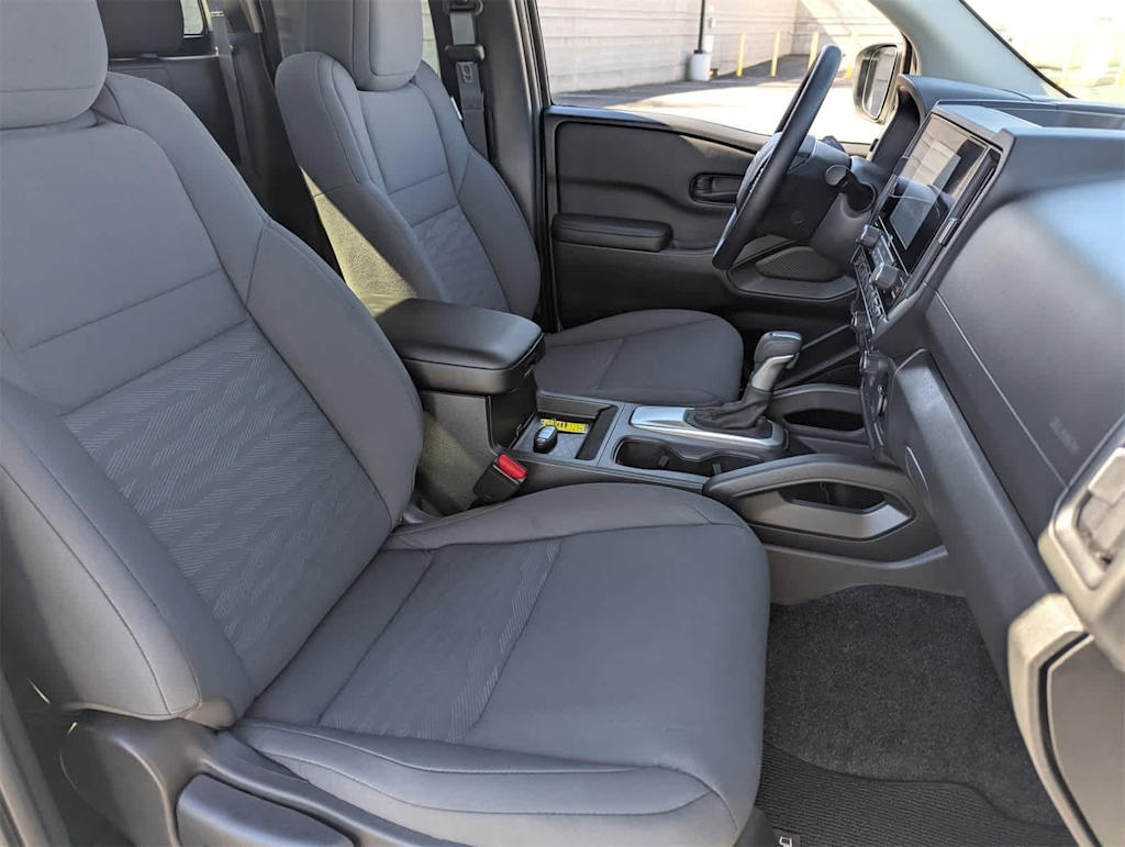 Thumbnail: 2026 Nissan Frontier - 8