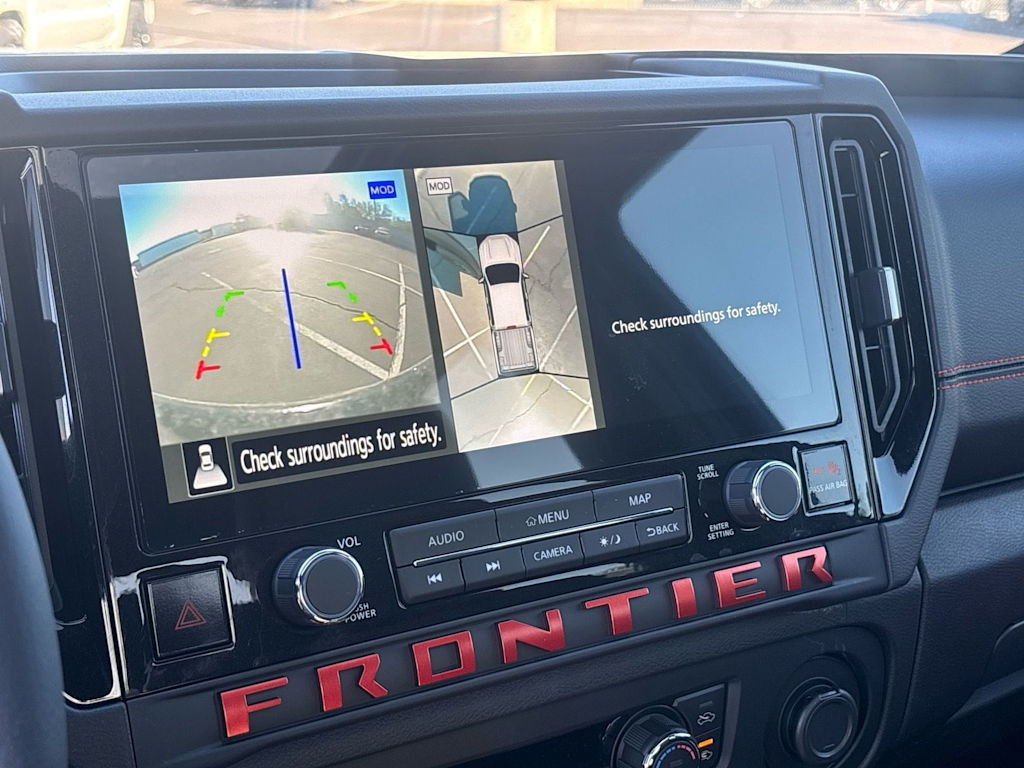 Thumbnail: 2026 Nissan Frontier - 26