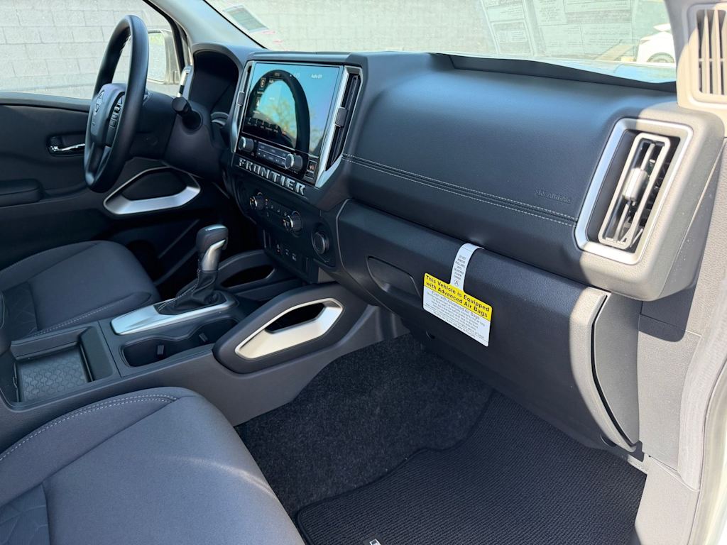 Thumbnail: 2026 Nissan Frontier - 8