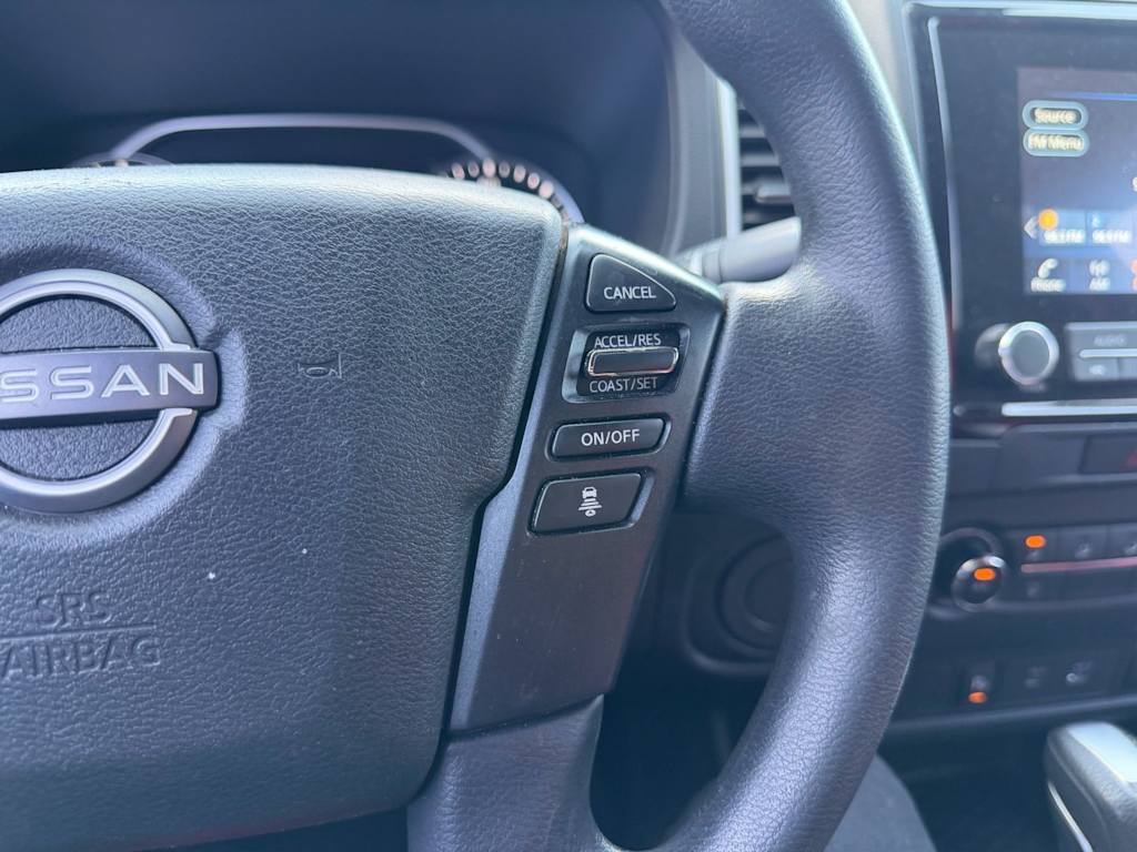 Thumbnail: 2022 Nissan Frontier - 11