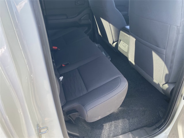 2025 Nissan Frontier S 18