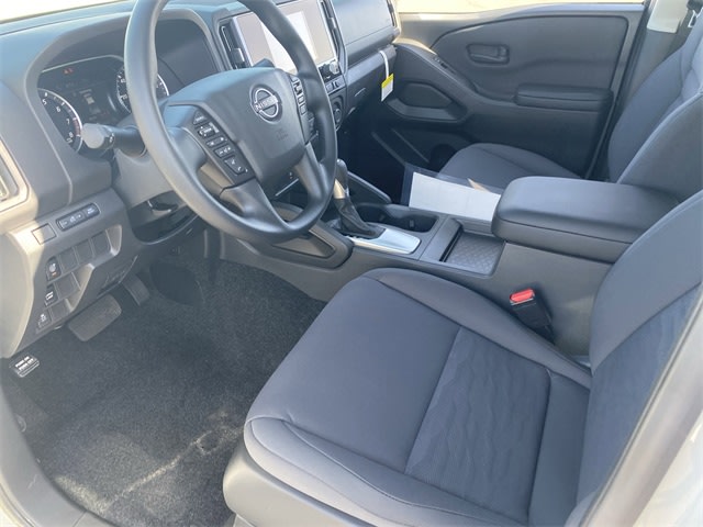 2025 Nissan Frontier S 7