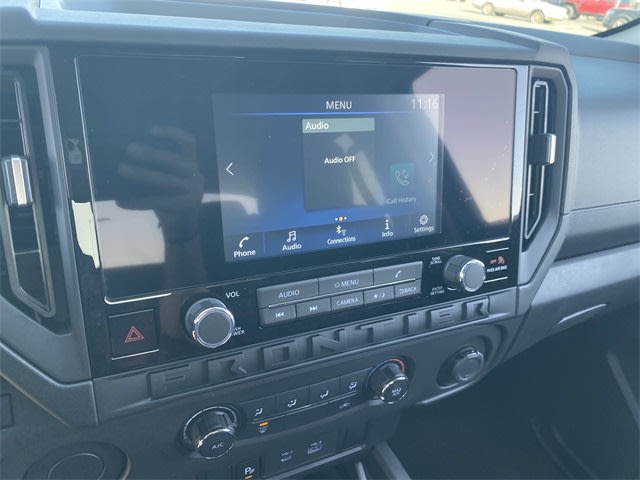 2025 Nissan Frontier S 9
