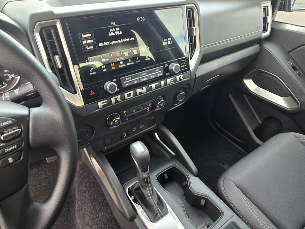 Thumbnail: 2026 Nissan Frontier - 8