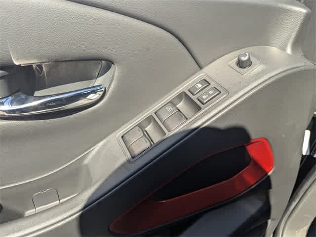 Thumbnail: 2025 Nissan Frontier - 20