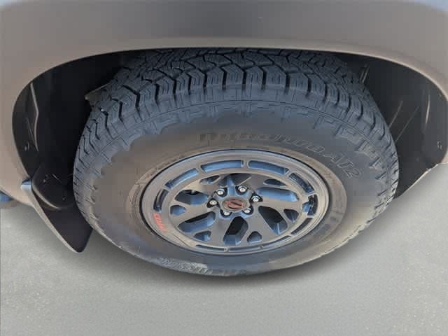 Thumbnail: 2025 Nissan Frontier - 6