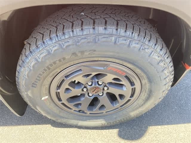 Thumbnail: 2025 Nissan Frontier - 6