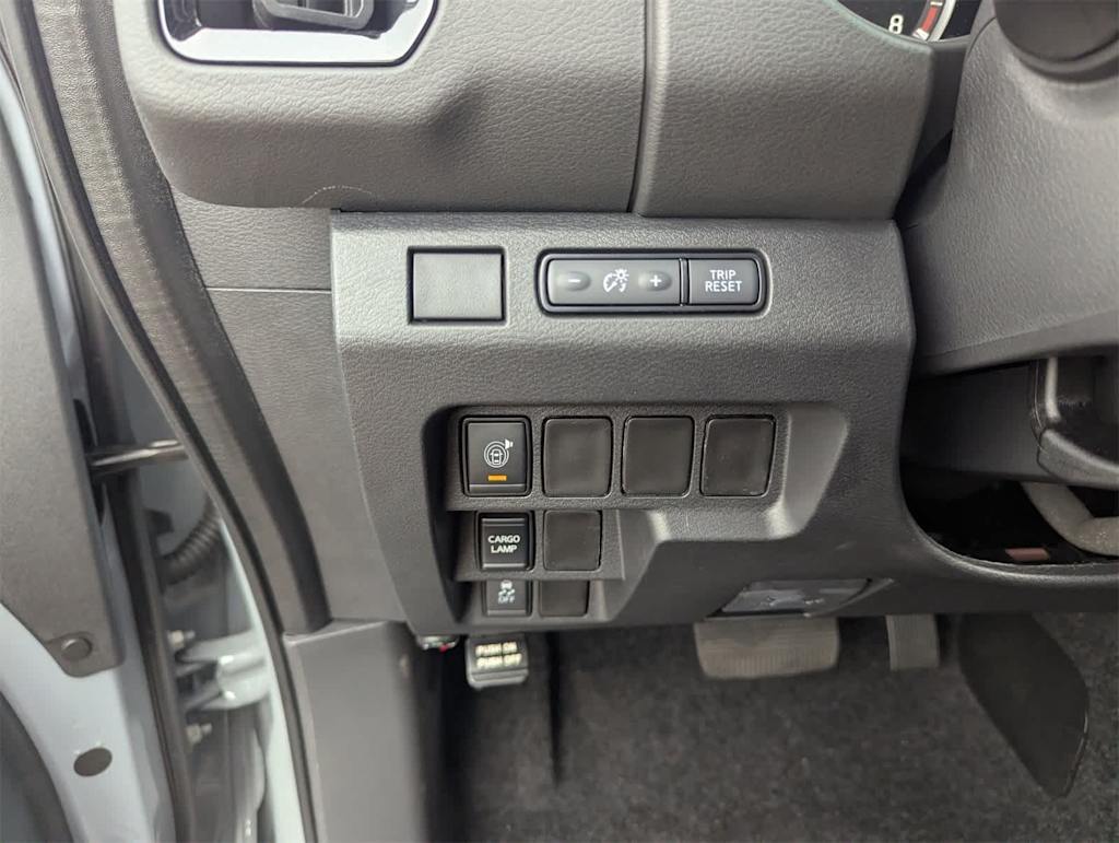 Thumbnail: 2026 Nissan Frontier - 27