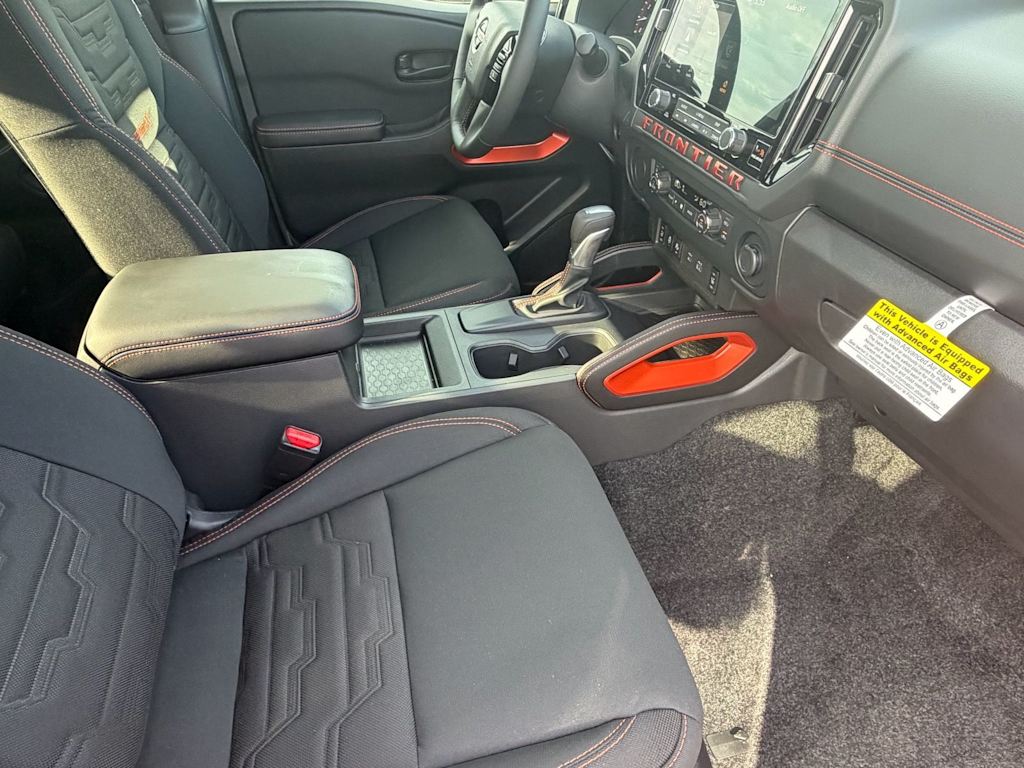 Thumbnail: 2026 Nissan Frontier - 9