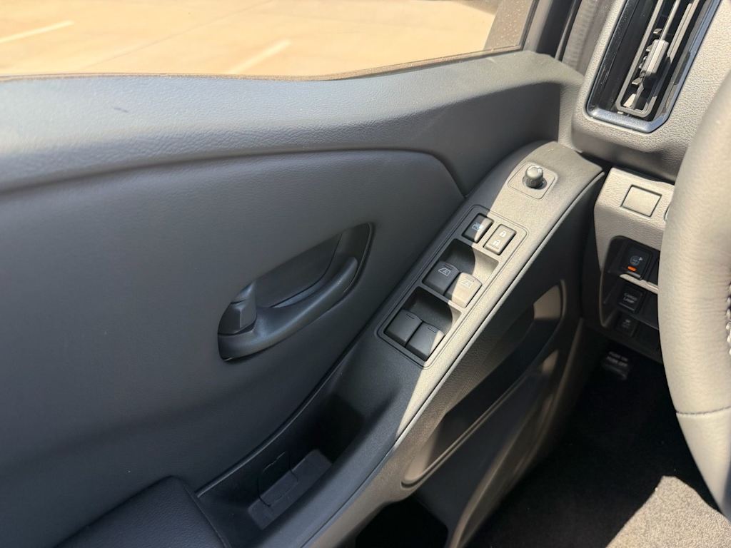 Thumbnail: 2026 Nissan Frontier - 21