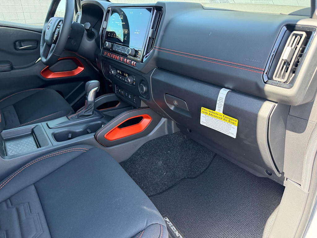 Thumbnail: 2026 Nissan Frontier - 8