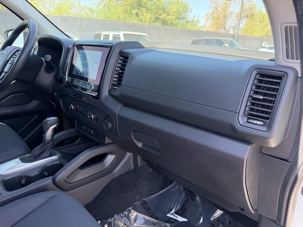 Thumbnail: 2023 Nissan Frontier - 2