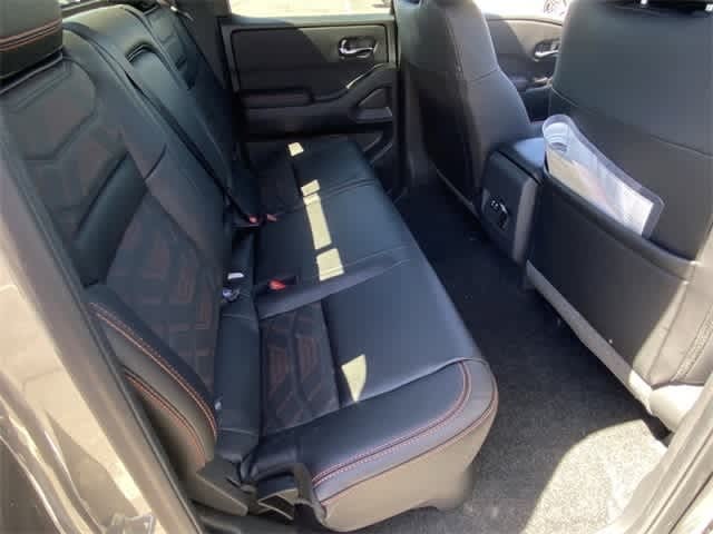 Thumbnail: 2025 Nissan Frontier - 10