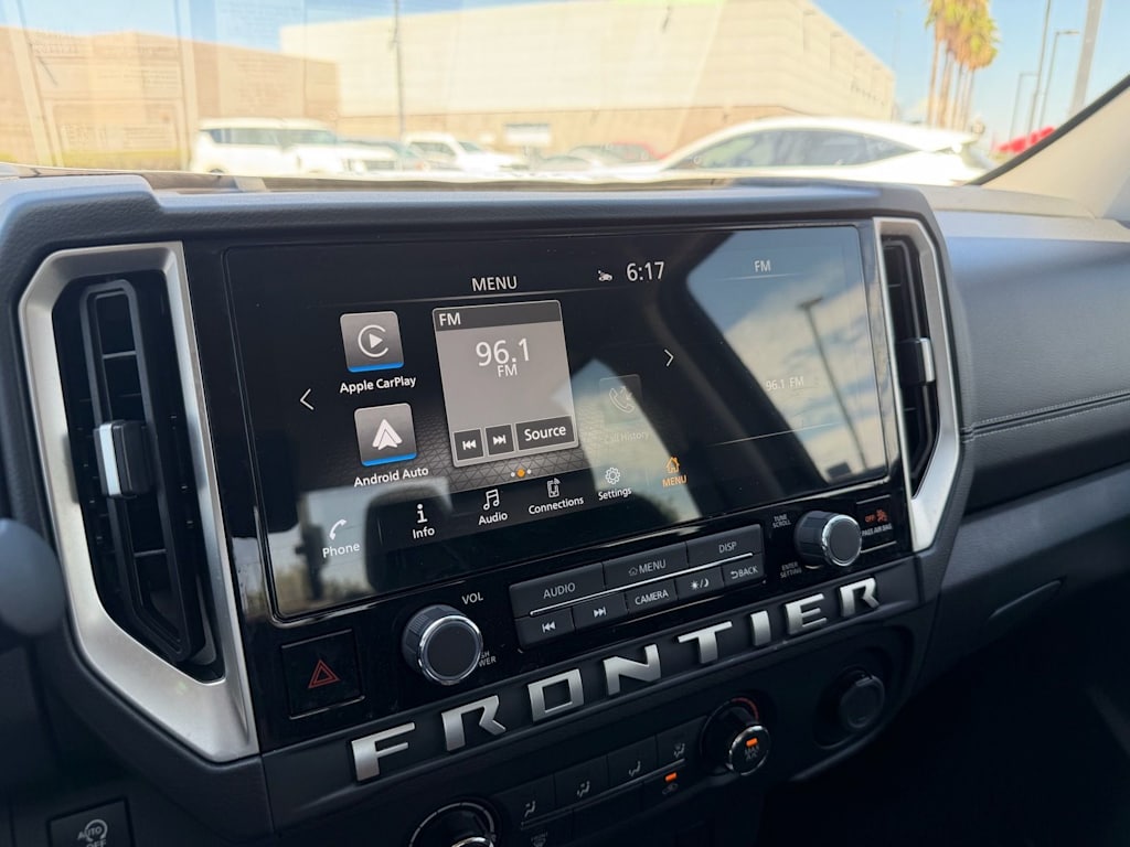 Thumbnail: 2026 Nissan Frontier - 8
