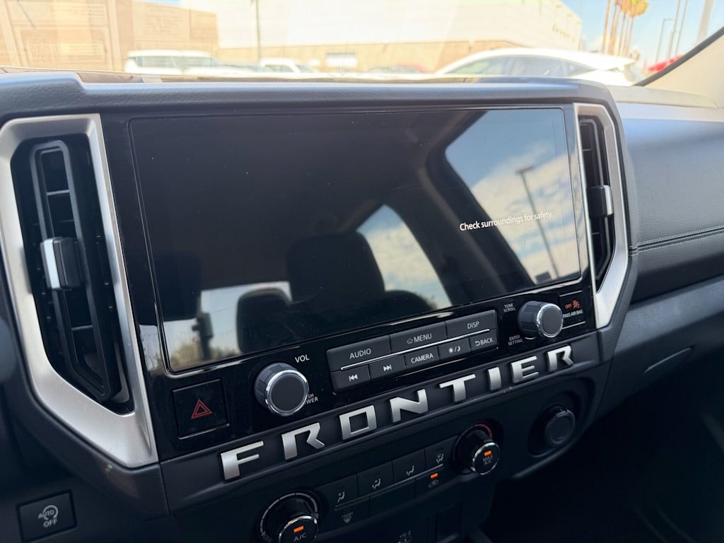 Thumbnail: 2026 Nissan Frontier - 16