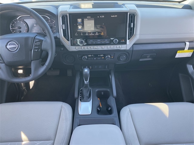 2025 Nissan Frontier SV 2
