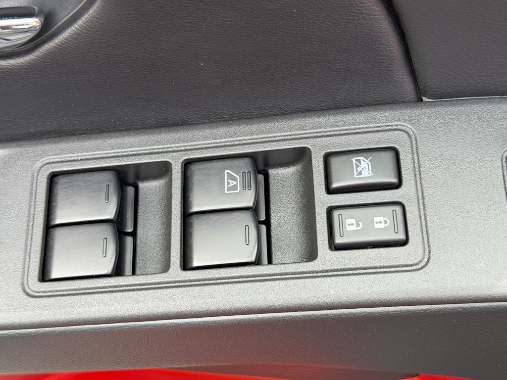 Thumbnail: 2025 Nissan Frontier - 17