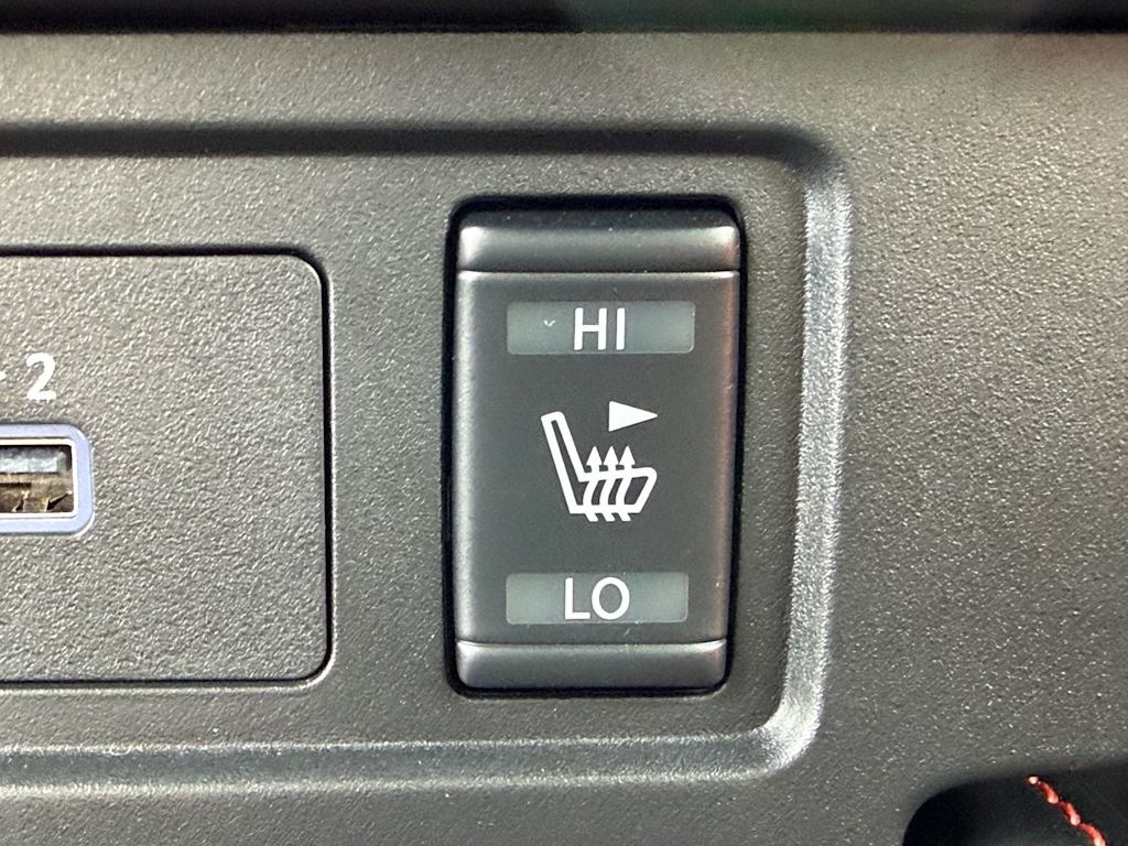 Thumbnail: 2025 Nissan Frontier - 10