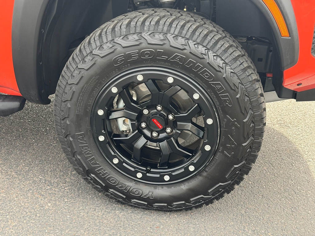 Thumbnail: 2025 Nissan Frontier - 8