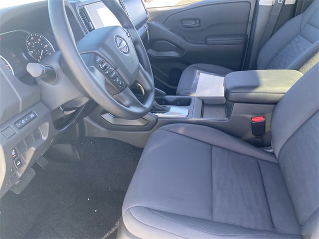 2025 Nissan Frontier S 18