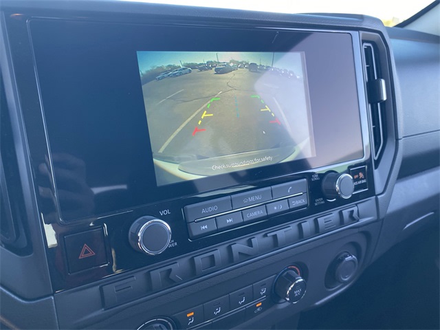 2025 Nissan Frontier S 21